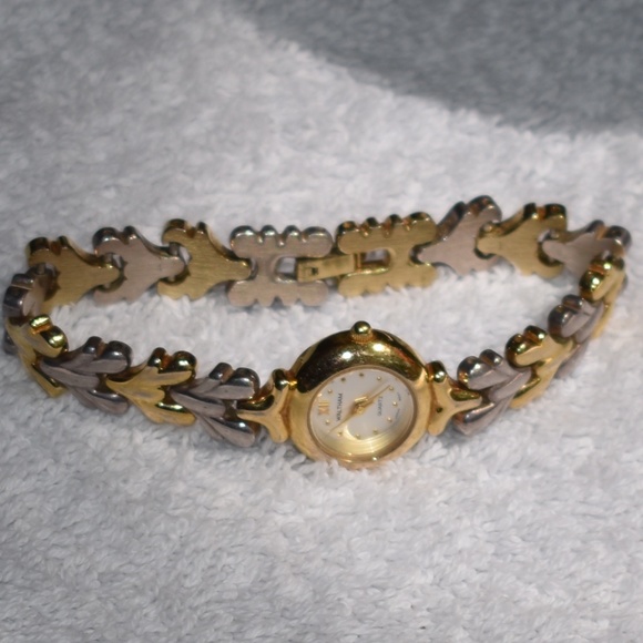 Waltham Quartz Watch TT SS main image 4